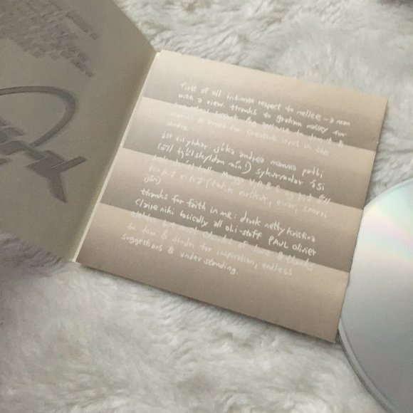 Bjork 'Debut' Album CD - Picture 6 of 7